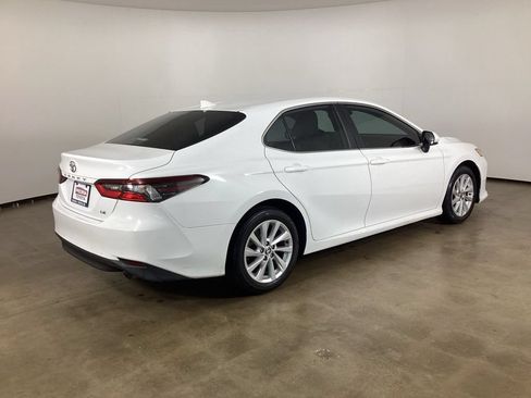 Used 2023 Toyota Camry LE FWD image 8