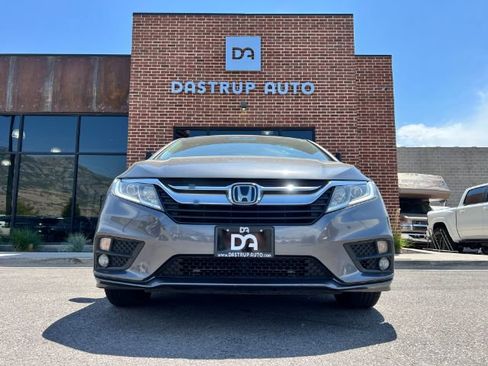 Used 2018 Honda Odyssey EX-L image 2