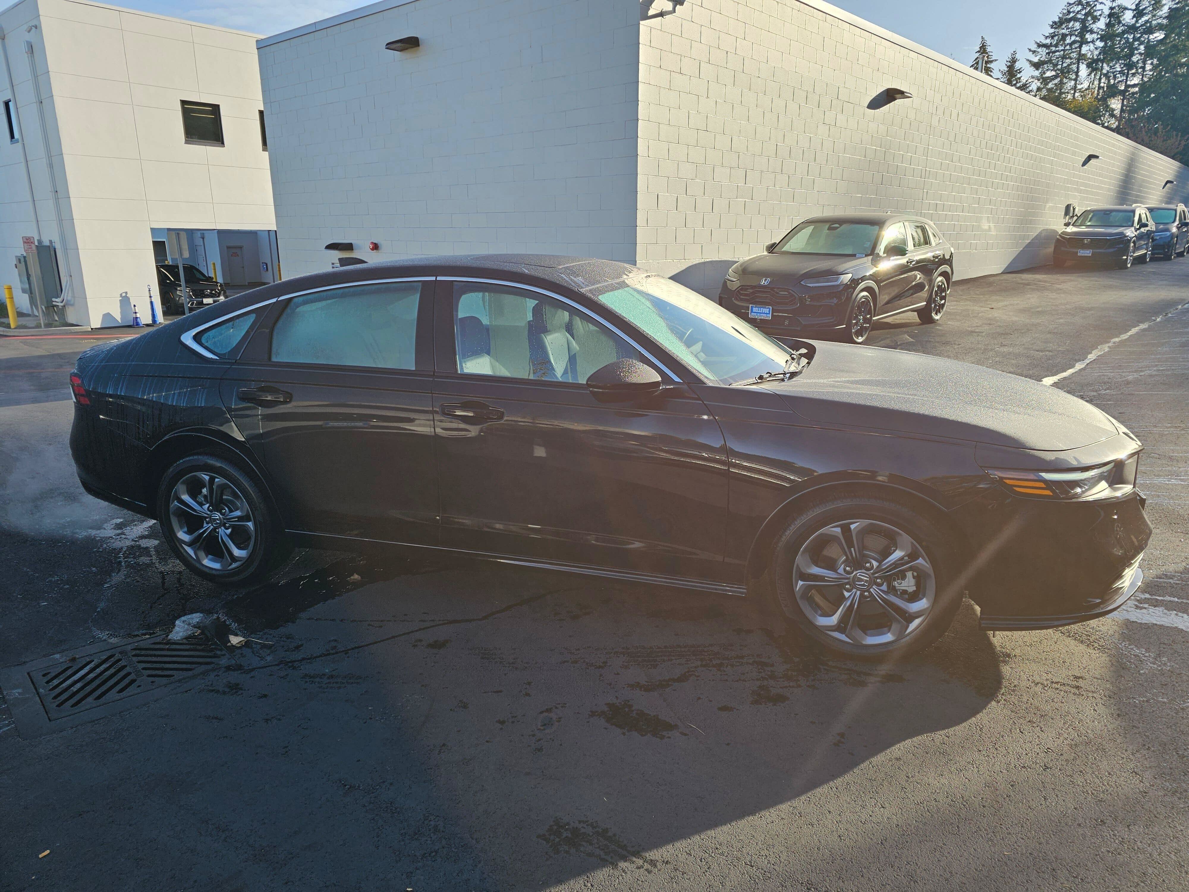 Used 2025 Honda Accord EX-L image 8