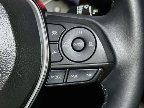 Certified 2025 Toyota Corolla SE FWD image 32