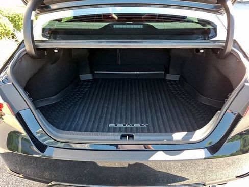 Used 2022 Toyota Camry XSE w/ Carpet Mat Package (TMS) FWD image 30