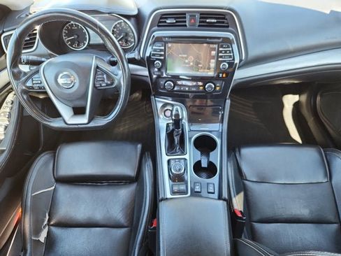 Used 2018 Nissan Maxima 3.5 SV image 10