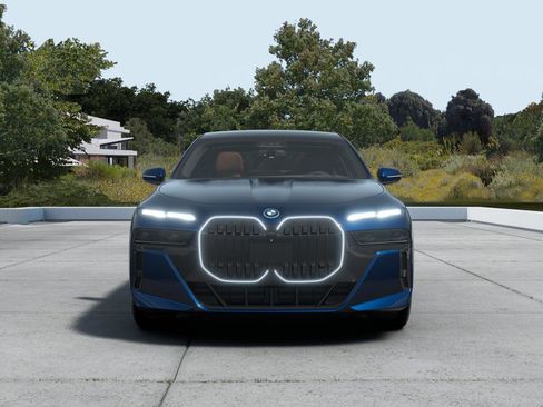 New 2026 BMW i7 xDrive60 image 3