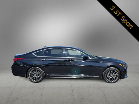 Used 2018 Genesis G80 3.3T Sport RWD image 9