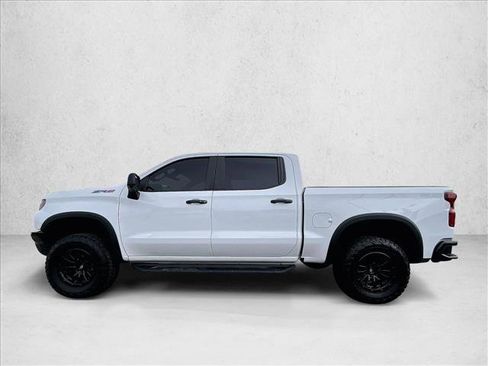 Used 2024 Chevrolet Silverado 1500 ZR2 w/ Technology Package AWD/4WD image 6