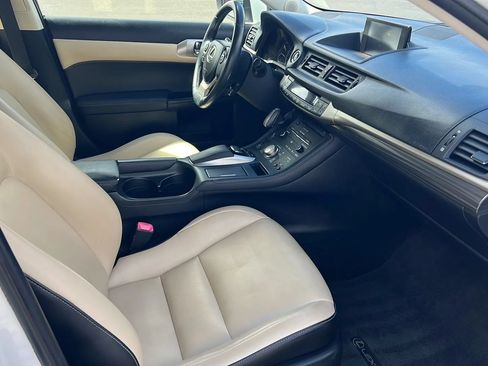 Used 2014 Lexus CT 200h FWD image 5