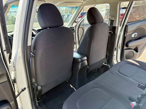 Used 2015 Kia Soul image 14