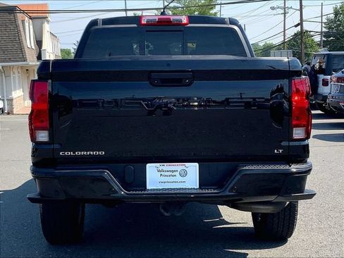 Used 2024 Chevrolet Colorado LT w/ LT Convenience Package AWD/4WD image 6