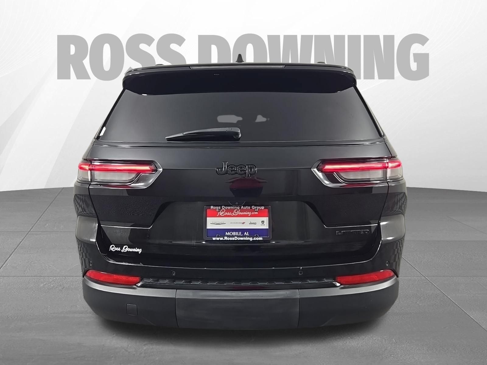 Used 2024 Jeep Grand Cherokee L Limited w/ Black Appearance Package RWD image 5