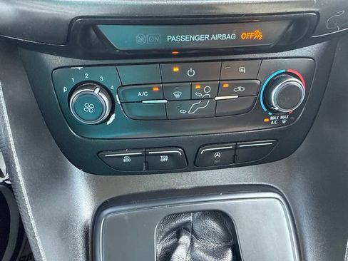 Used 2019 Ford Transit Connect XLT FWD image 19