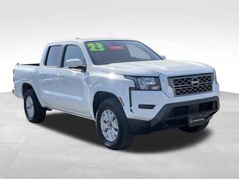 Certified 2023 Nissan Frontier SV AWD/4WD image 3