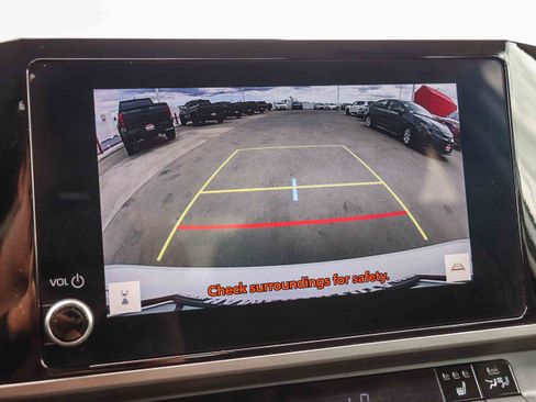 Certified 2025 Toyota Camry SE AWD/4WD image 23
