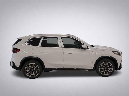New 2026 BMW X1 xDrive28i w/ Technology Package AWD/4WD image 3