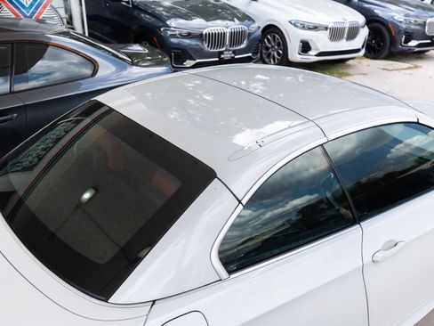 Used 2013 BMW M3 Convertible RWD image 20