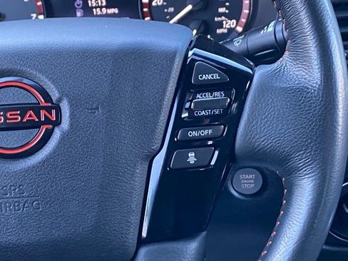 Used 2022 Nissan Frontier PRO-4X image 42