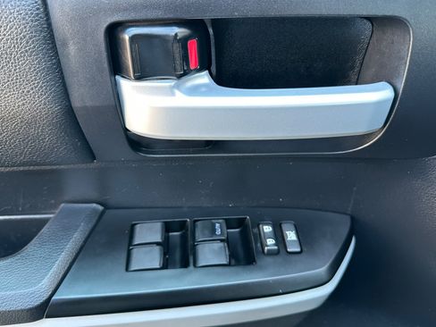 Used 2019 Toyota Tundra SR5 w/ TRD Off Road Package AWD/4WD image 10