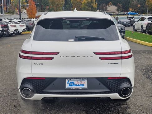Certified 2025 Genesis GV70 3.5T Sport image 6
