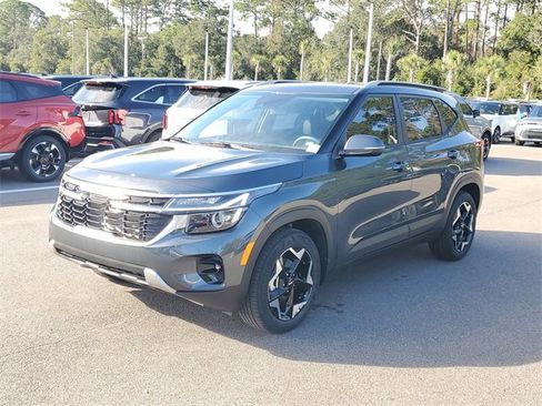 New 2026 Kia Seltos S image 3