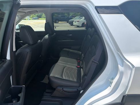 Used 2025 Nissan Pathfinder Platinum w/ Cargo Package FWD image 14