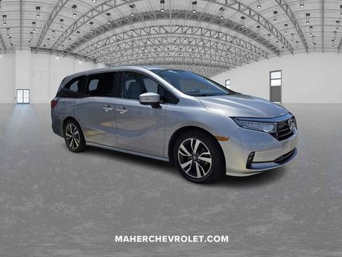 Used 2023 Honda Odyssey Touring image 1
