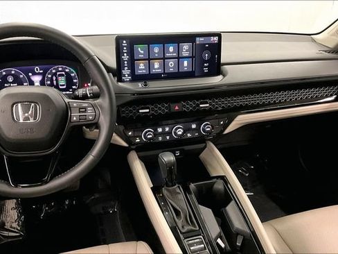 Used 2024 Honda Accord EX-L image 7