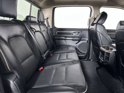 Used 2019 RAM 1500 Laramie AWD/4WD image 28