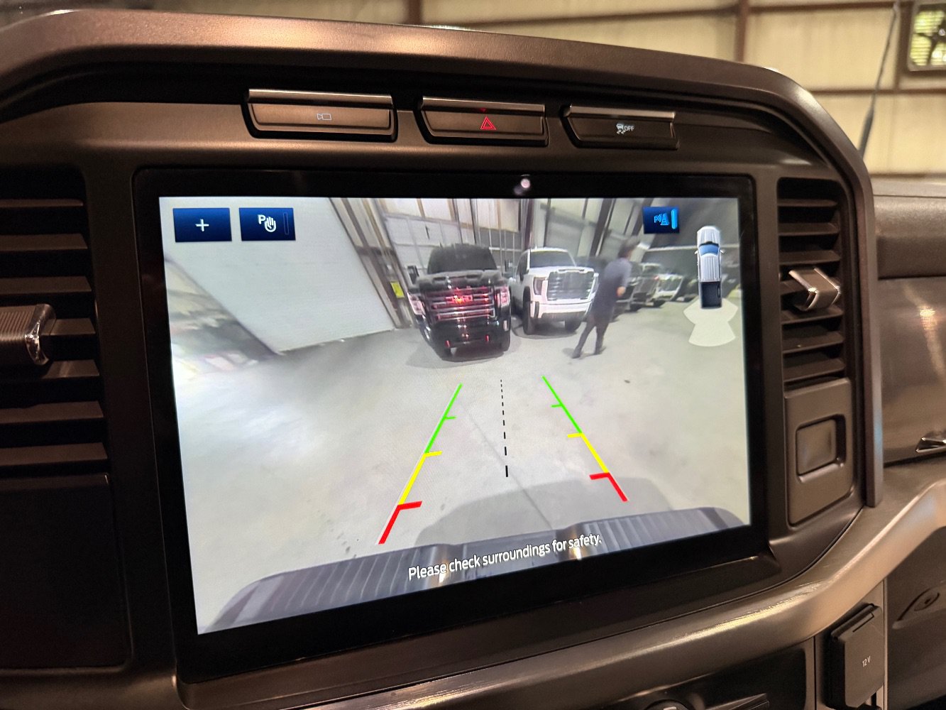 Used 2023 Ford F150 Lariat RWD image 31