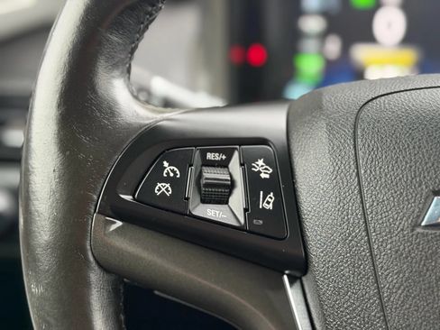 Used 2014 Chevrolet Volt Premium w/ Premium Trim Package FWD image 30