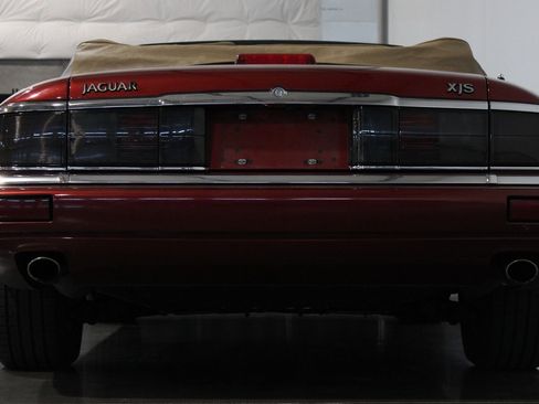 Used 1995 Jaguar XJS 4.0 Convertible RWD image 25
