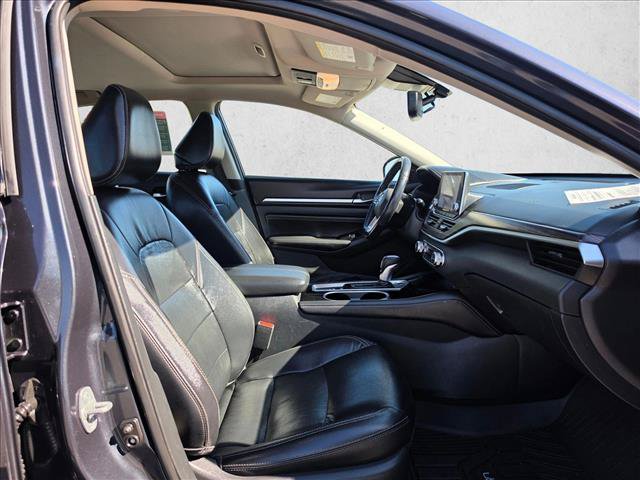 Used 2020 Nissan Altima 2.5 SL FWD image 11