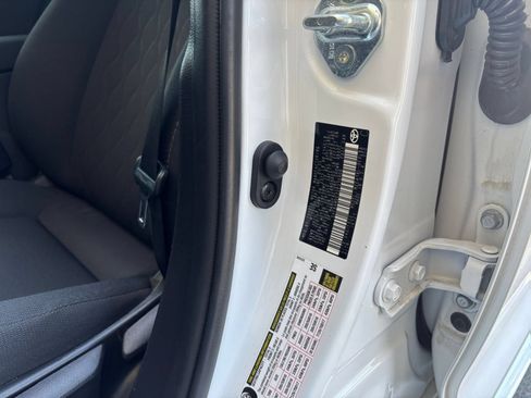 Used 2025 Toyota Corolla LE FWD image 49