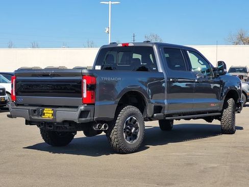 New 2026 Ford F350 Platinum w/ Tremor Off-Road Package image 4