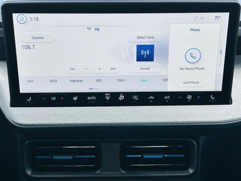 Used 2025 Ford Maverick XLT w/ XLT Luxury Package AWD/4WD image 19