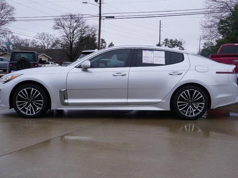 Used 2018 Kia Stinger Premium image 6