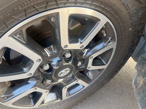 Used 2014 Toyota Tundra SR5 w/ TRD Off Road Package image 12