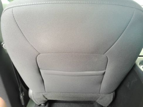 Used 2026 Chevrolet Traverse LT w/ Driver Confidence Package FWD image 30