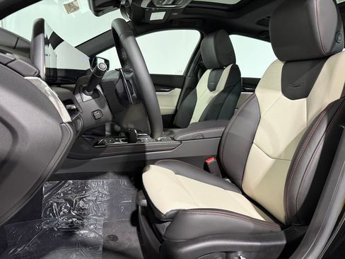 New 2026 Cadillac CT5 Sport image 4