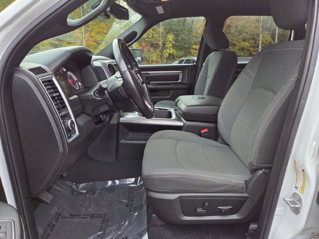 Used 2022 RAM 1500 Warlock AWD/4WD image 22