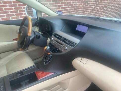 Used 2010 Lexus RX 350 2WD w/ Premium Pkg image 14