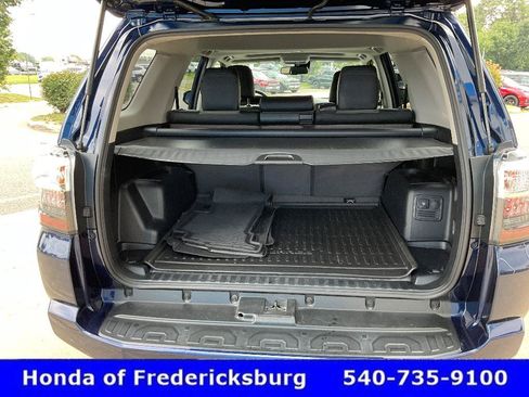 Used 2024 Toyota 4Runner SR5 Premium w/ Moonroof Package AWD/4WD image 24