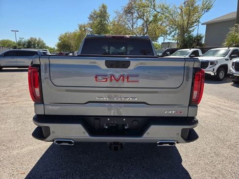 New 2026 GMC Sierra 1500 AT4 w/ AT4 Premium Package AWD/4WD image 11