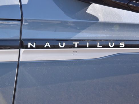 New 2026 Lincoln Nautilus Reserve image 42