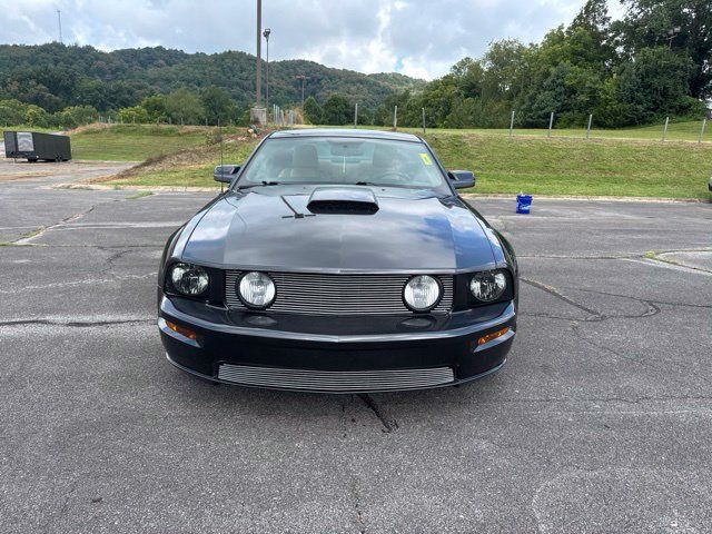 Used 2007 Ford Mustang GT RWD image 3
