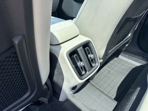 New 2026 Volvo XC40 B5 Plus w/ Climate Package image 21
