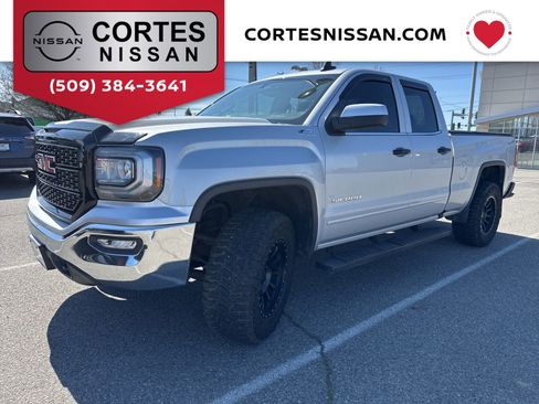 Used 2018 GMC Sierra 1500 SLE w/ Suspension Package, Off-Road image 1