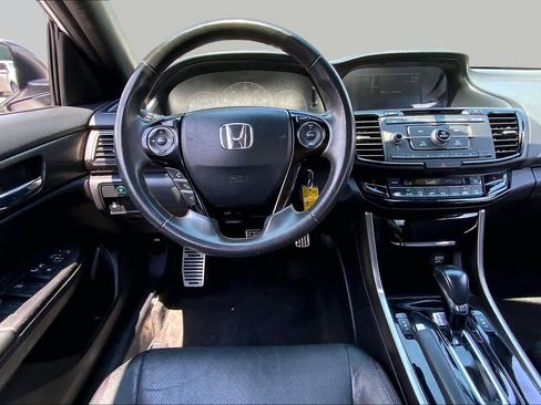 Used 2017 Honda Accord Sport Special Edition image 5
