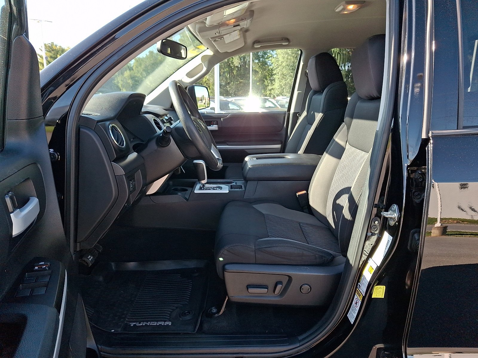 Used 2017 Toyota Tundra SR5 w/ TRD Off Road Package AWD/4WD image 15