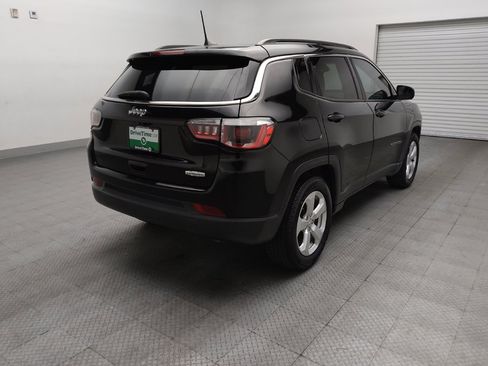 Used 2020 Jeep Compass Latitude FWD image 9