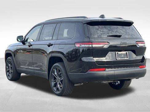 New 2025 Jeep Grand Cherokee L Limited AWD/4WD image 30