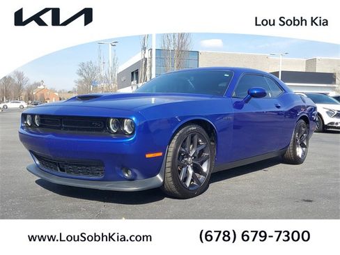 Used 2022 Dodge Challenger R/T w/ Plus Package image 1